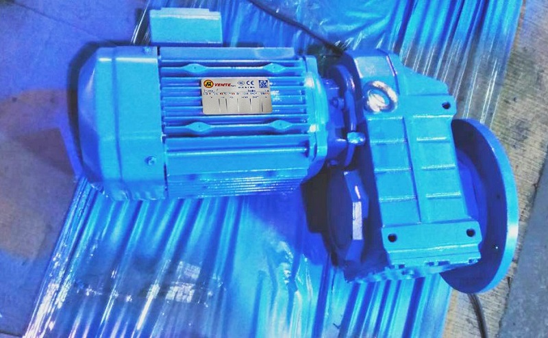 0.37KW减速机,铸铁减速机,电机减速器.jpg