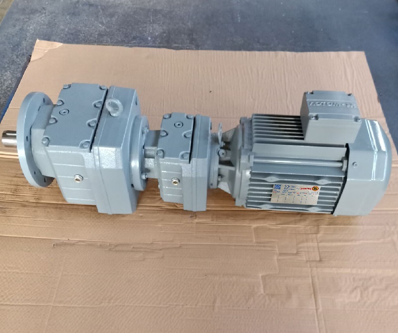 R167R107系列五五世纪.jpg