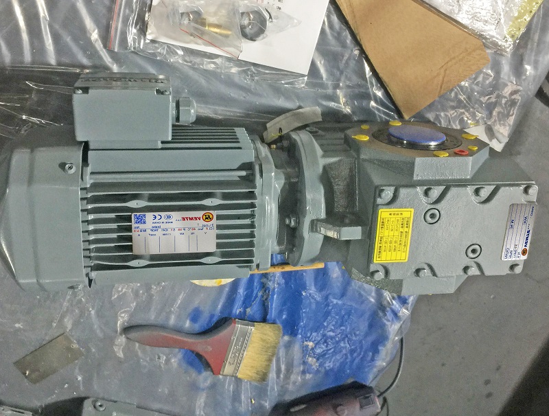 螺旋升降机减速机,14KW电机减速机,减速电机选型.jpg