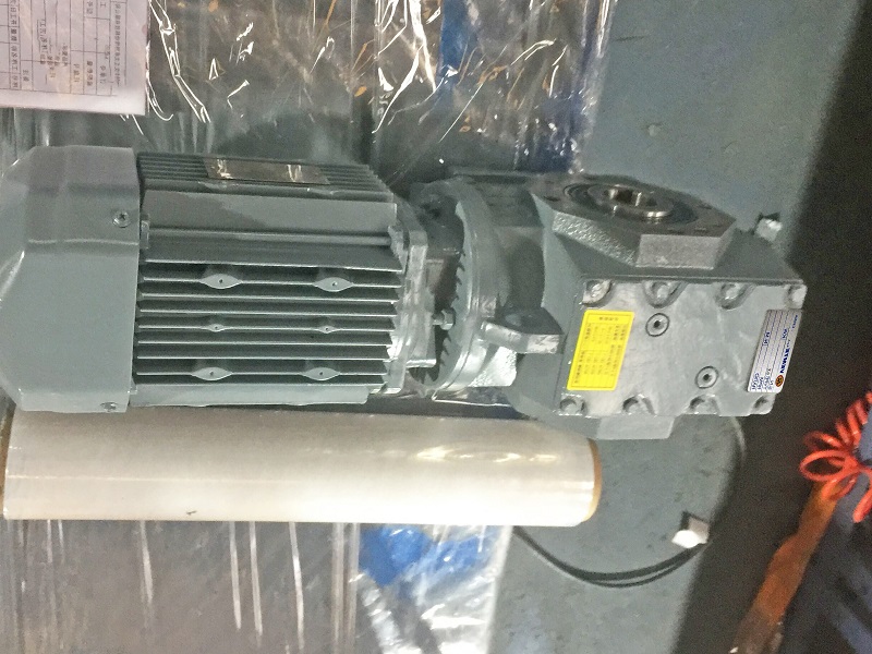 11.5转每分钟的减速机,700NM减速电机,11.5圈输出的减速器.jpg