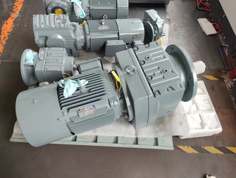 0.12KW减速机电机,120W电机型号,120瓦电机含减速器.jpg