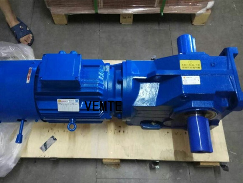 K97-96.8-YEJ132M2-6-5.5KW-AB-M3-R减速机.jpg