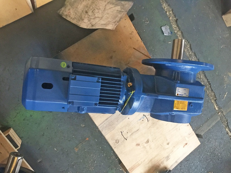 KF87-14.45-M5-A-AM160减速机.jpg