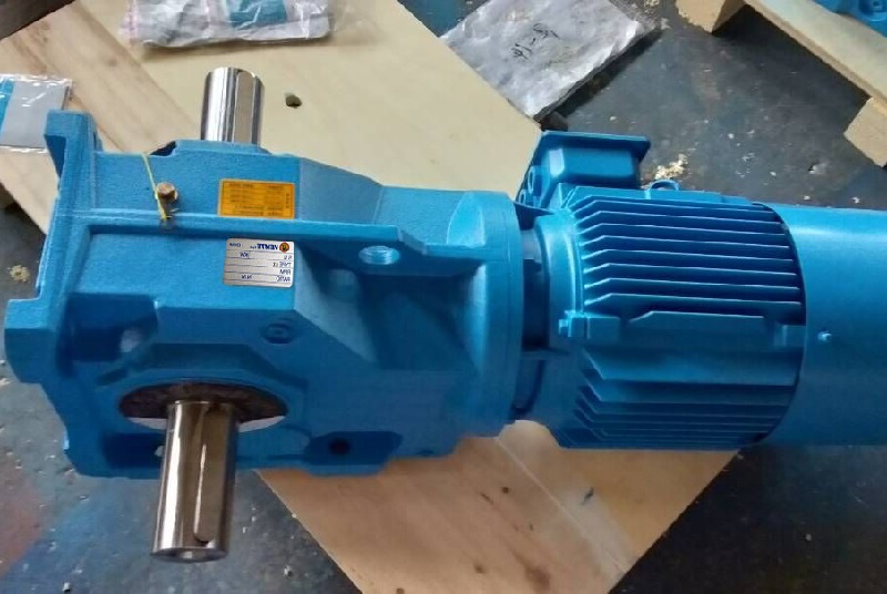 K87-36.52-YEJ-132S-4-5.5KW-AB-M1-0°减速机.jpg