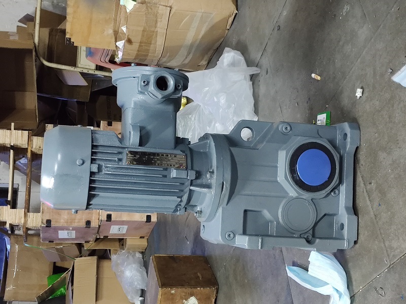 斗提机减速机,KF107直角轴减速机,KF107DV180L4减速电机.jpg