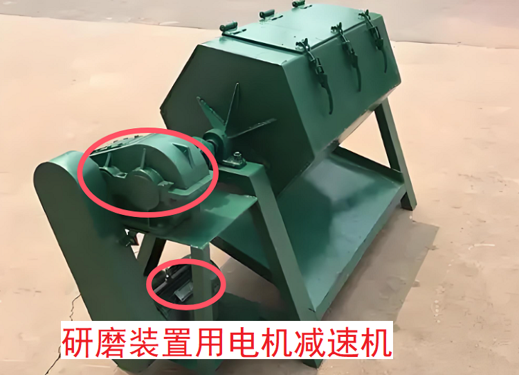 研磨机减速机,RX67减速电机,RX67DRE112M4减速器.png